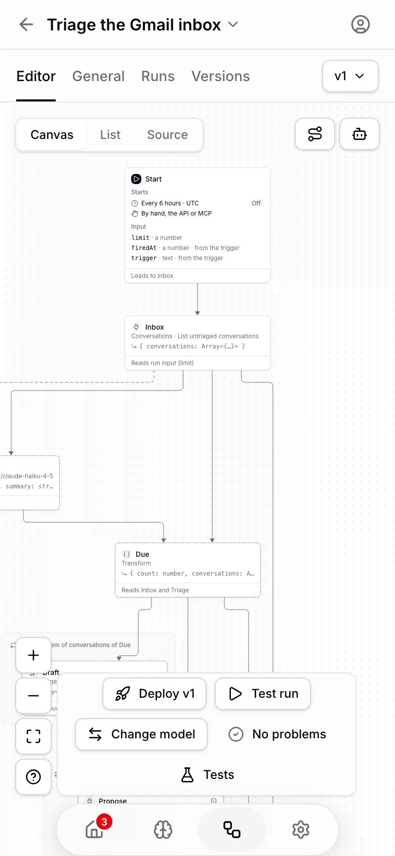 Der Editor von Triage the Gmail inbox auf dem Smartphone: kompakte Navigation mit Editor, General und Runs, der Canvas mit Start, Inbox und Due und eine Leiste am unteren Rand des Canvas mit Deploy v1, Test run und No problems.